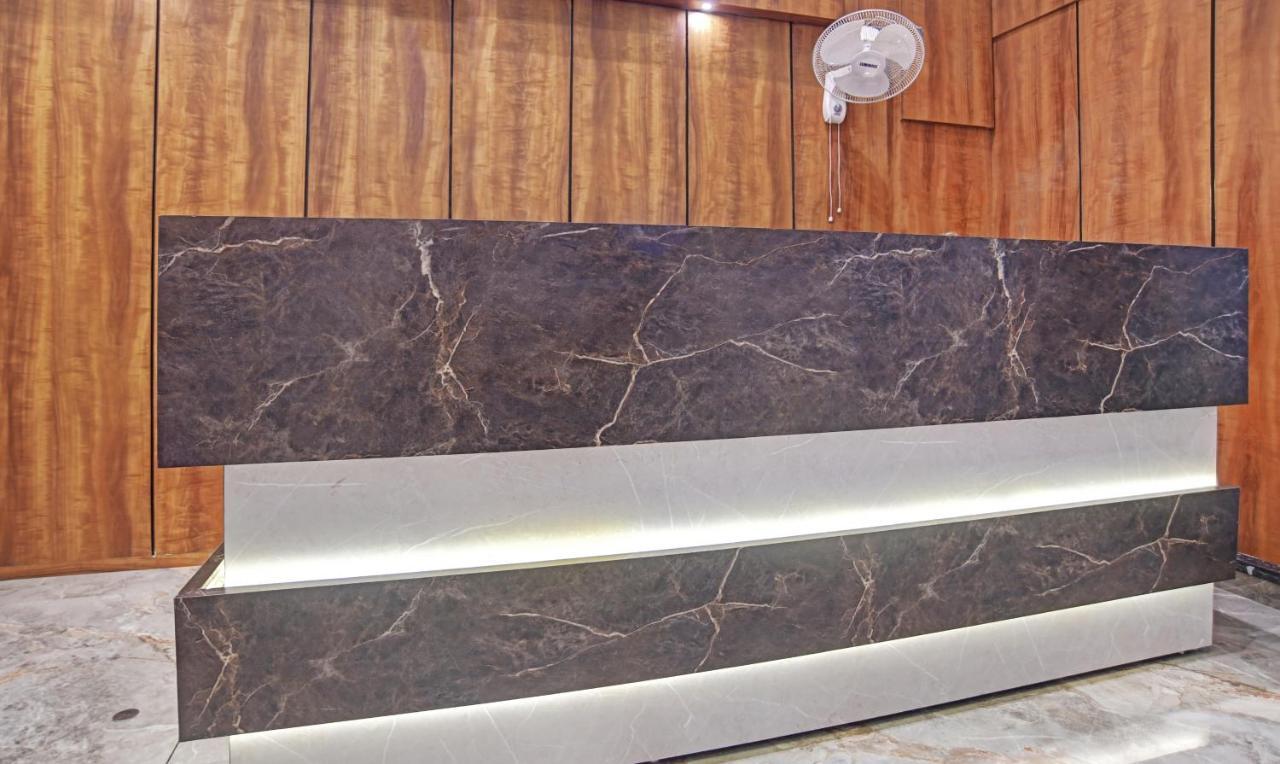Hotel Treebo Shivaay Indore Exterior foto
